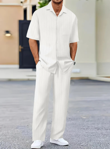 Get the perfect athleisure look with the Urban Ease - Matching Set, ideal for everyday wear