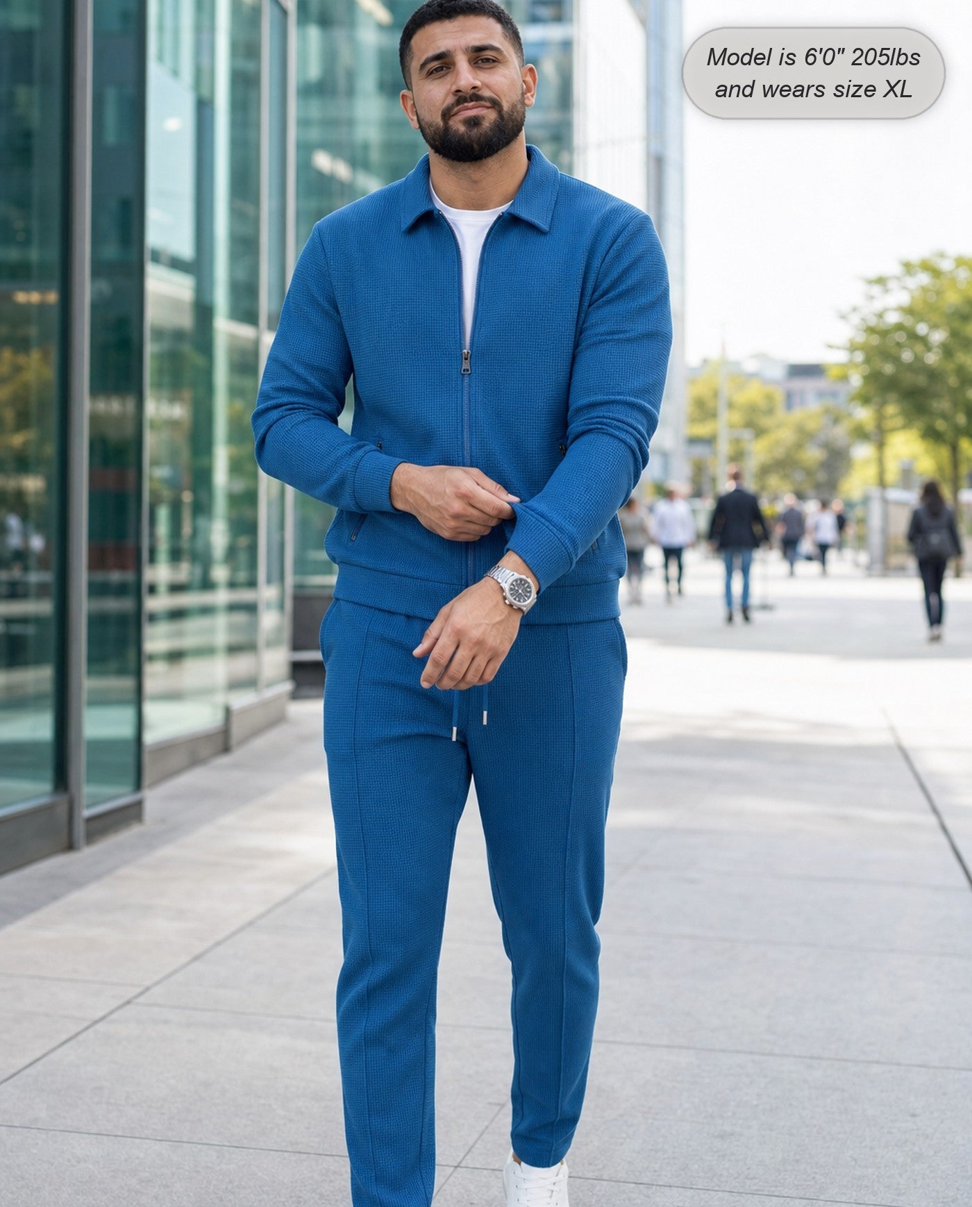 monarch-elite-blue-08-street.jpg